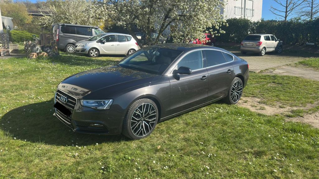 Audi A5 130.000 km 19.000 &euro; Kettig 56220