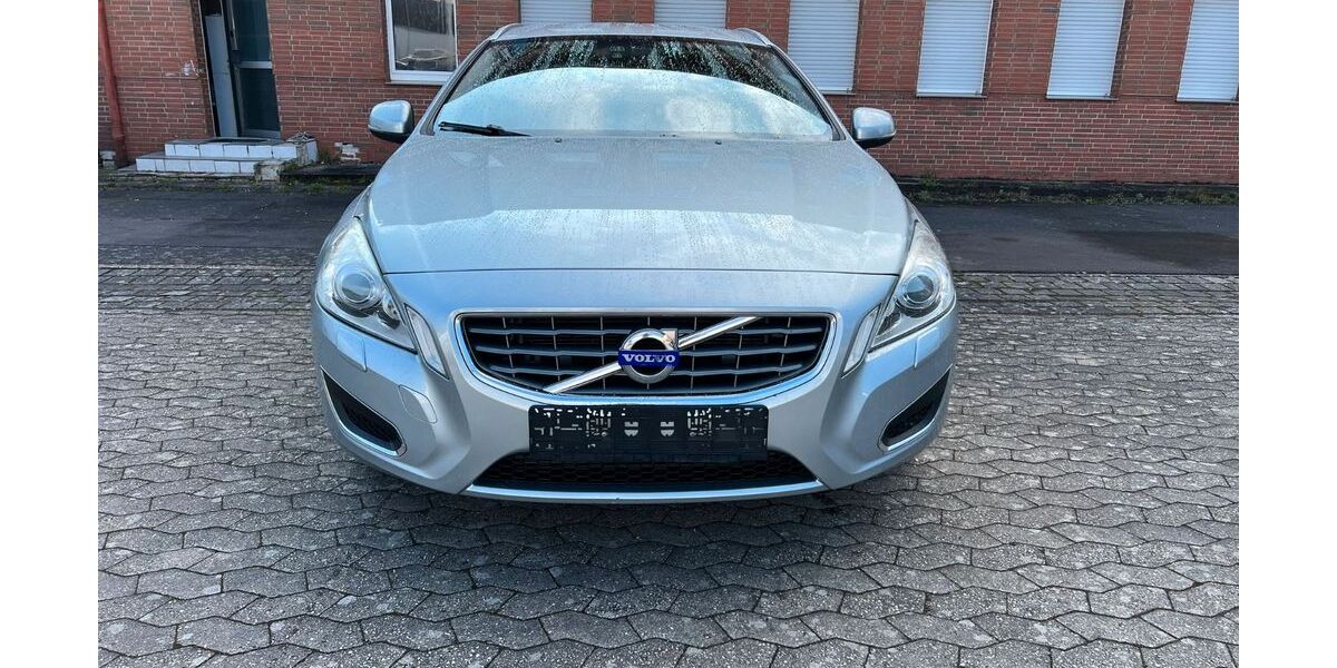 Volvo V60 209.196 km 7.950 &euro; Andernach 56626