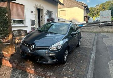 Renault Clio 105.000 km 5.500 &euro; Ockenfels 53545