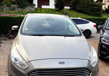 Ford S-Max 158.700 km 11.600 &euro; Breitscheid 53547