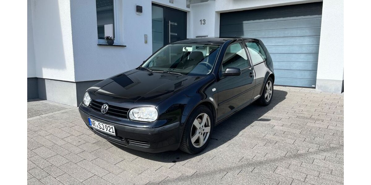 VW Golf 277.321 km 1.349 &euro; Urbach 56317