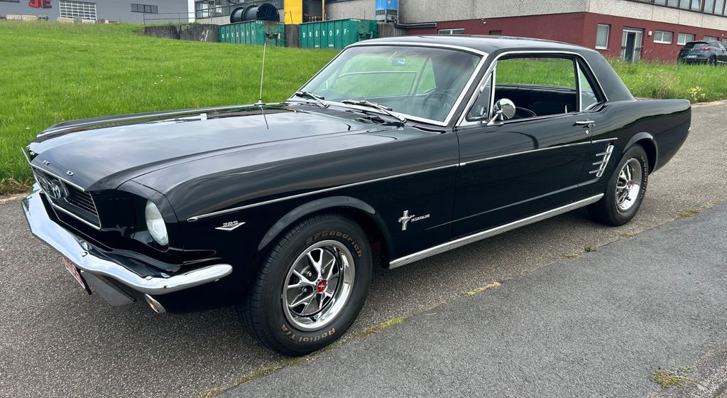 Ford Mustang 78.500 km 40.500 &euro; Dierdorf 56269