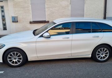 Mercedes-Benz C 200 181.000 km 14.200 &euro; Höhr-Grenzhausen 56203