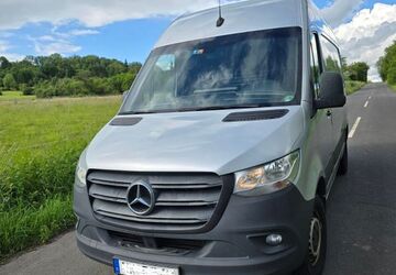Mercedes-Benz Sprinter 297.608 km 11.900 &euro; Montabaur 56410