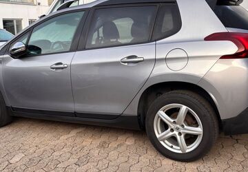 Peugeot 2008 67.900 km 8.200 &euro; Mayen 56727