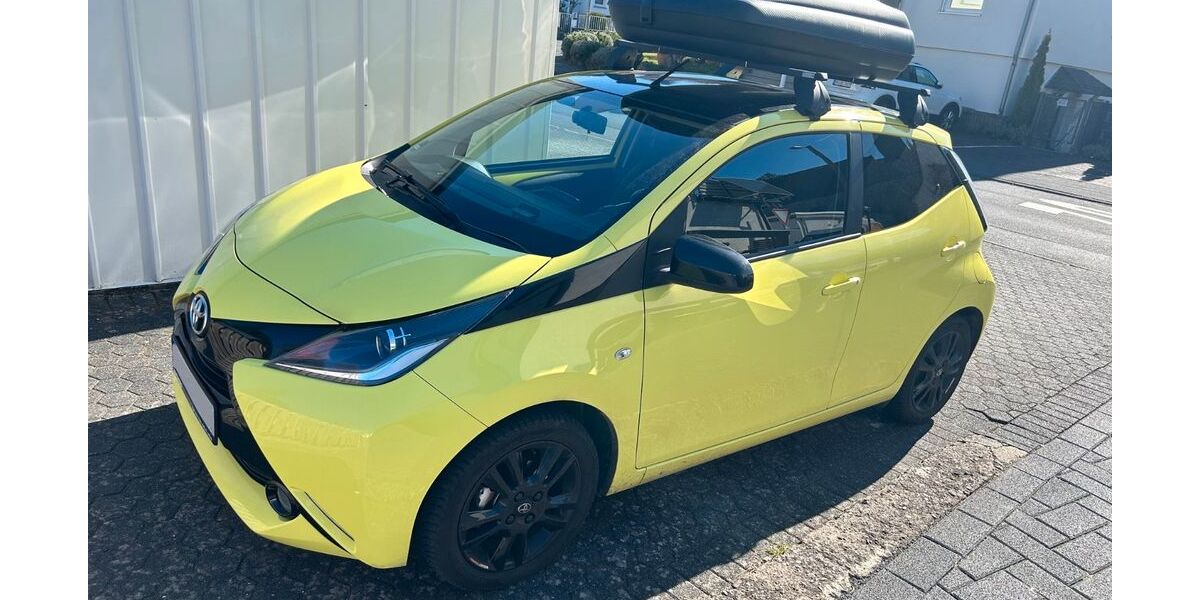 Toyota Andere 122.000 km 9.850 &euro; Bad Honnef 53604