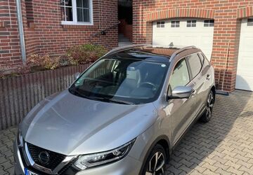 Nissan Qashqai 28.000 km 17.900 &euro; Nassau 56377