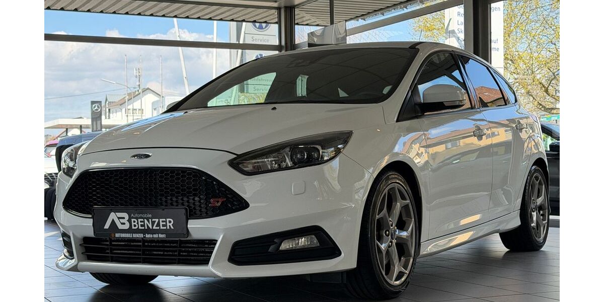 Ford Focus 90.000 km 14.999 &euro; Wirges 56422