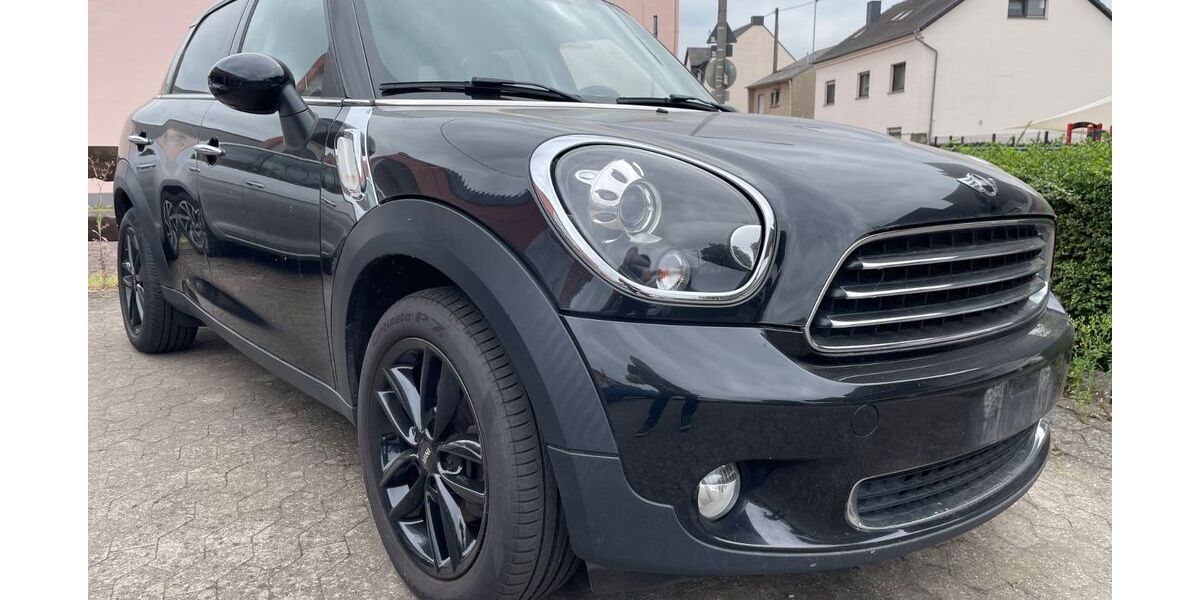 Mini Cooper D 145.429 km 8.990 &euro; Kruft 56642