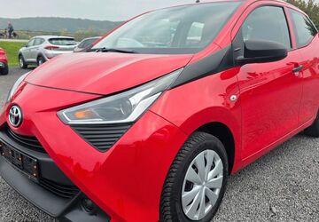 Toyota Aygo (X) 12.000 km 9.990 &euro; Oberwinter 53424