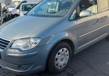 VW Touran 182.800 km 4.550 &euro; Mayen 56727