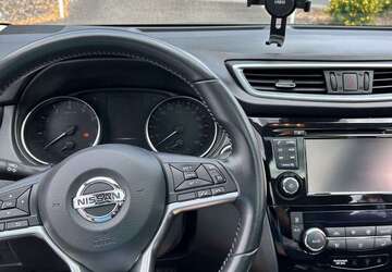 Nissan Qashqai 106.000 km 14.500 &euro; Herschbach 56249