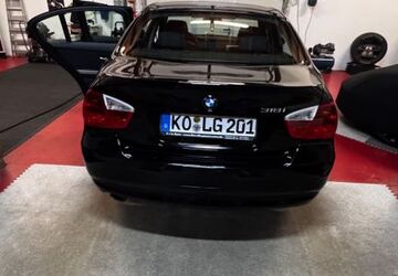 BMW 318 97.000 km 8.300 &euro; Vallendar 56179