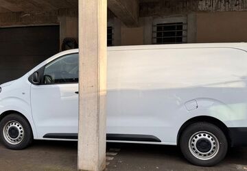 Toyota Proace Max 33.173 km 26.000 &euro; Ockenfels 53545