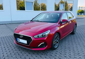 Hyundai i30 67.000 km 13.950 &euro; Siershahn 56427