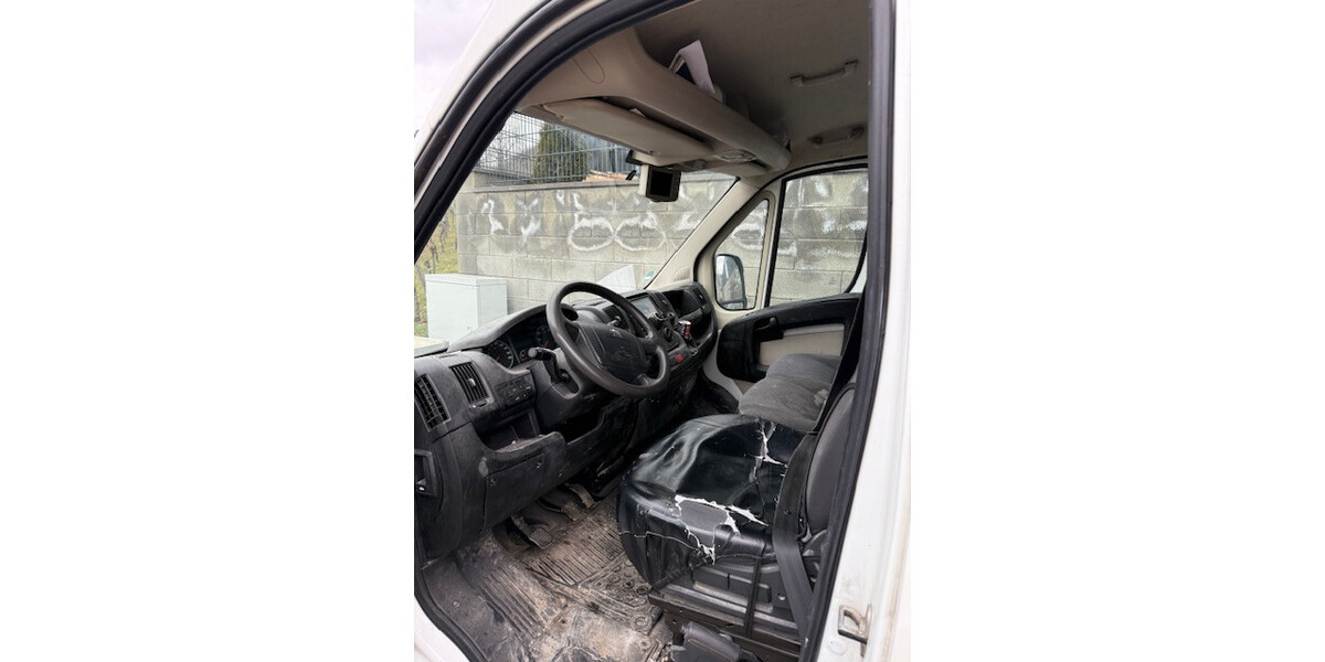 Peugeot Boxer 255.677 km 5.000 &euro; Bad Neuenahr-Ahrweiler 53474