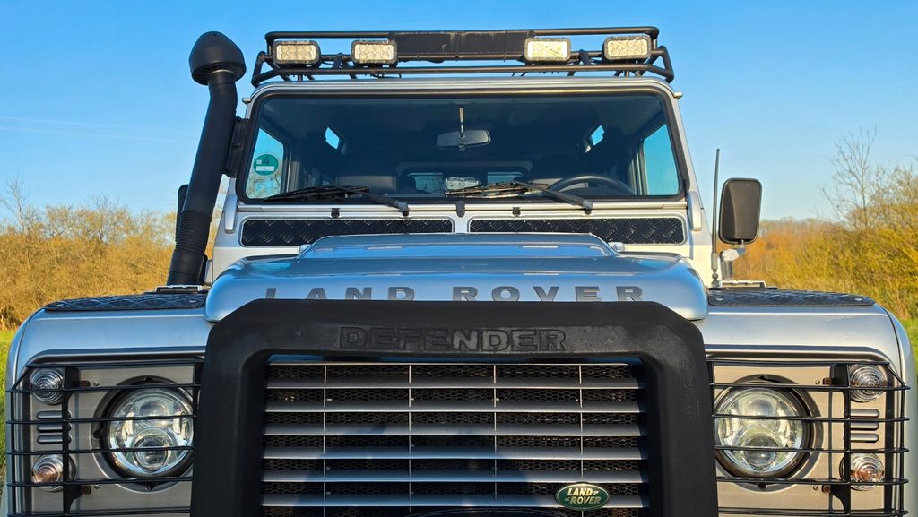 Land Rover Defender 118.500 km 26.900 &euro; Wirges 56422