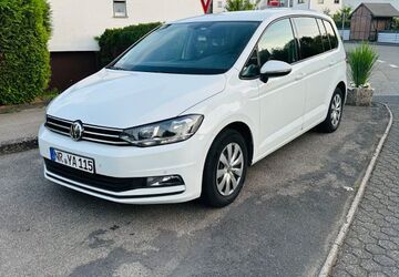 VW Touran 223.153 km 8.300 &euro; Dernbach 56307