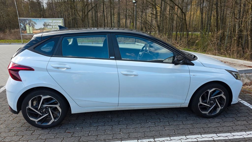 Hyundai i20 49.000 km 15.000 &euro; Koblenz 56073