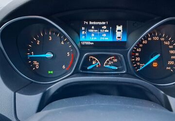 Ford Focus 127.500 km 6.000 &euro; Linz am Rhein 53545