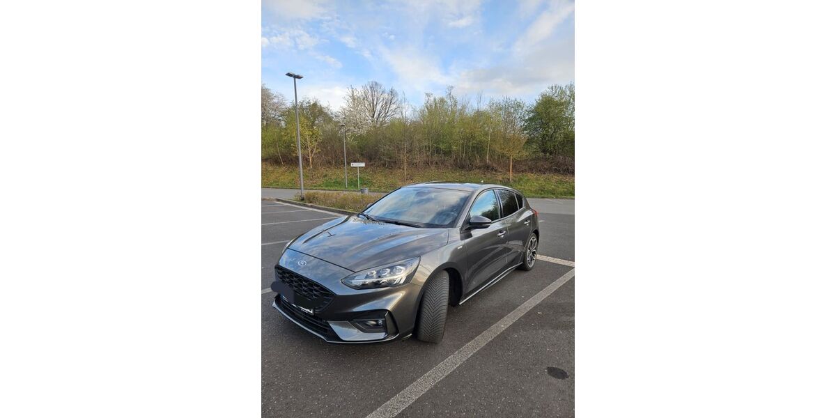 Ford Focus 92.000 km 13.900 &euro; Arzbach 56337