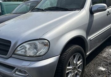 Mercedes-Benz ML 270 261.000 km 5.950 &euro; Ochtendung 56299