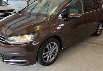 VW Touran 173.612 km 12.899 &euro; Horhausen 56593