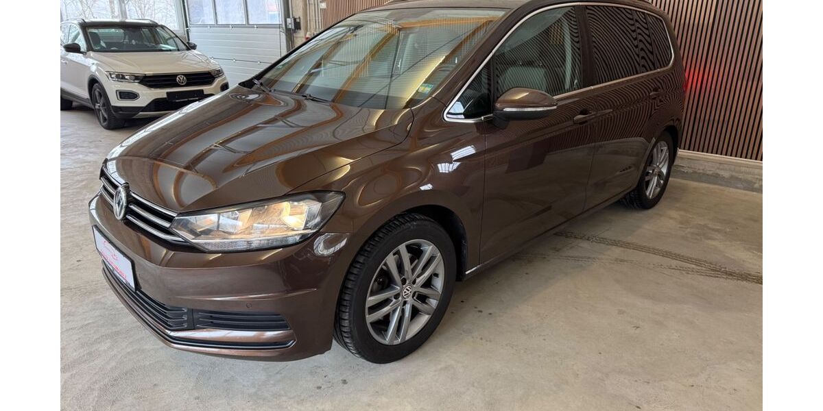 VW Touran 173.612 km 12.899 &euro; Horhausen 56593