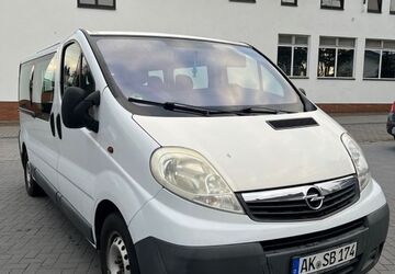Opel Vivaro 317.000 km 8.000 &euro; Horhausen 56593