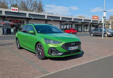 Ford Focus 42.500 km 27.900 &euro; Montabaur 56410