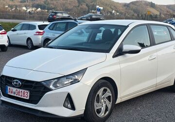 Hyundai i20 53.000 km 12.950 &euro; Oberwinter 53424