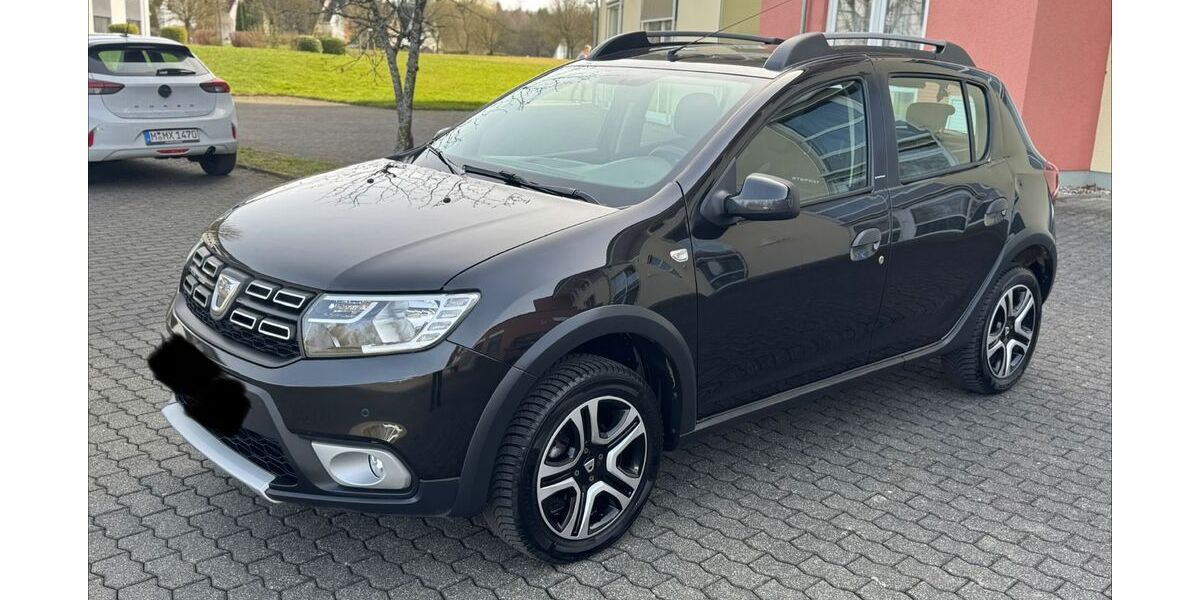 Dacia Sandero 41.000 km 7.990 &euro; Ransbach-Baumbach 56235