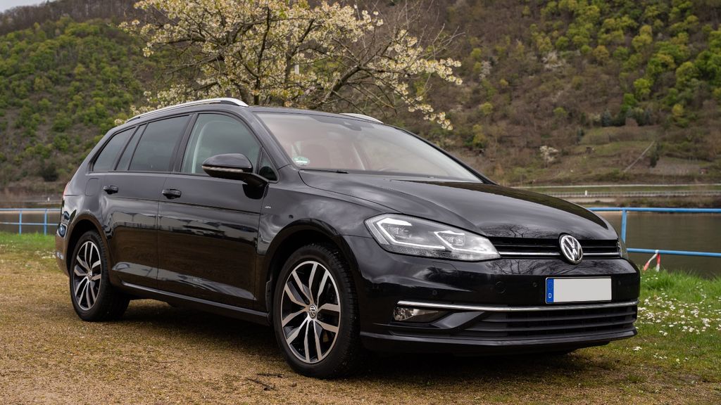 VW Golf 215.000 km 11.400 &euro; Spay 56322