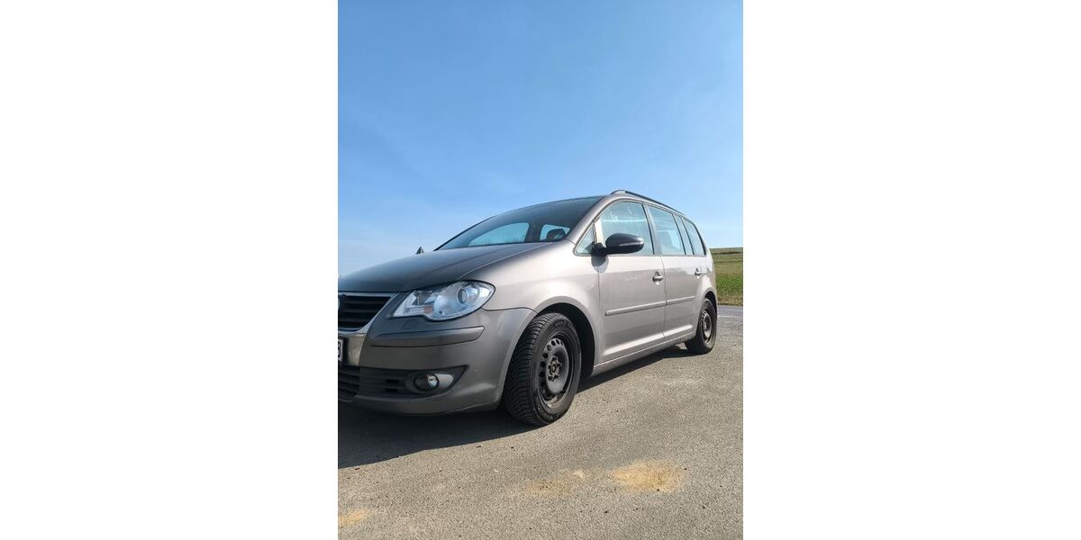 VW Touran 287.000 km 2.500 &euro; Bannberscheid 56424