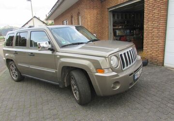 Jeep Patriot 218.000 km 4.250 &euro; Spay 56322