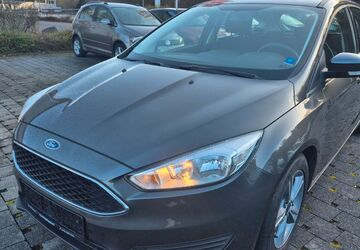 Ford Focus 98.000 km 6.990 &euro; Boppard/Bad Salzig 56154